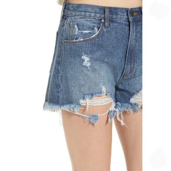 Articles Of Society Meredith Destroyed Hem Boho Denim Shorts In Valencia Wash - Picture 4 of 16